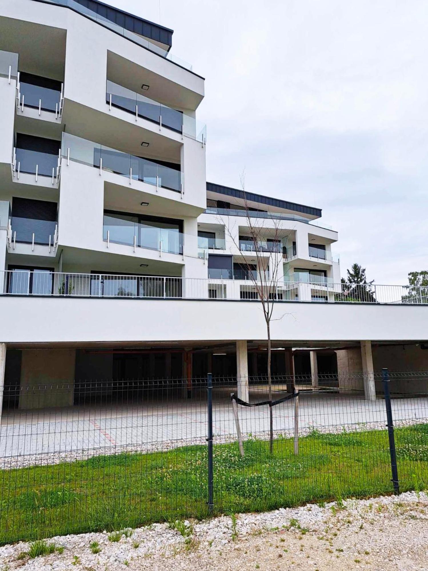 Helikon Terrace Susanne Apartment Keszthely Bagian luar foto